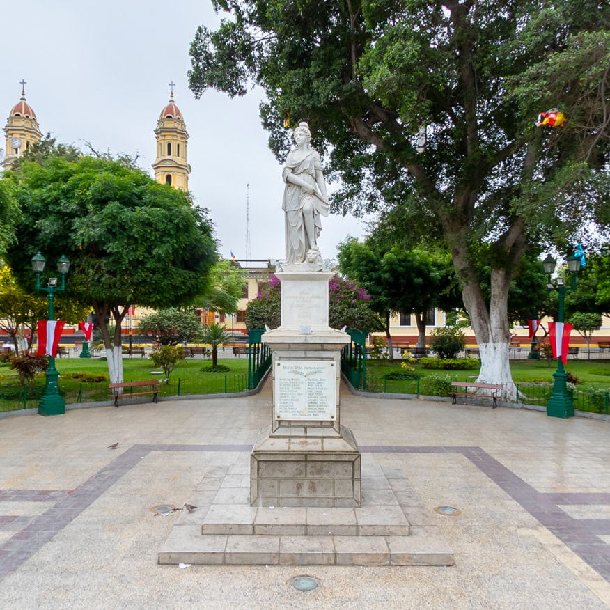 Plaza de armas de Piura